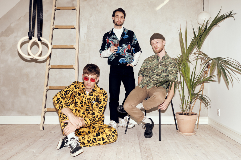 Hør EIRENE’s nye single “Ordinary Life”