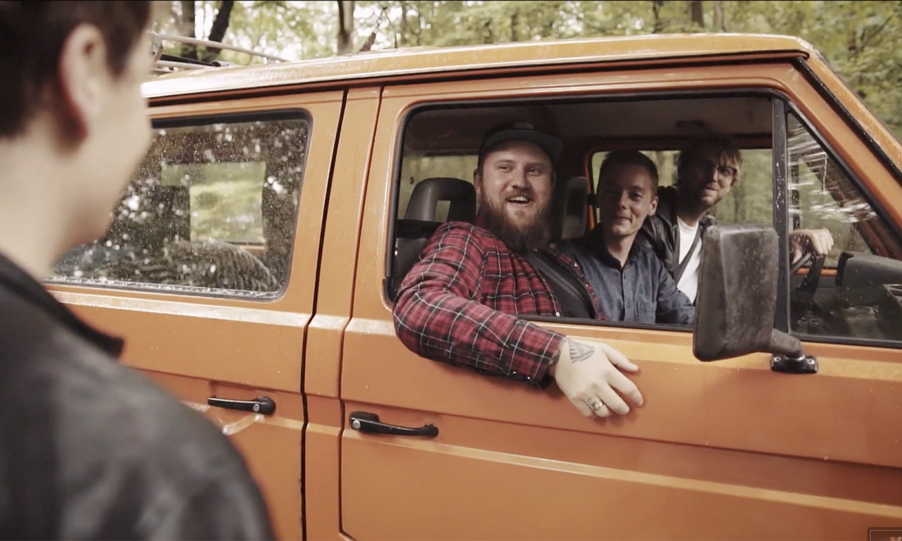 White Flag Harmonies: Den fortabte søn vender hjem