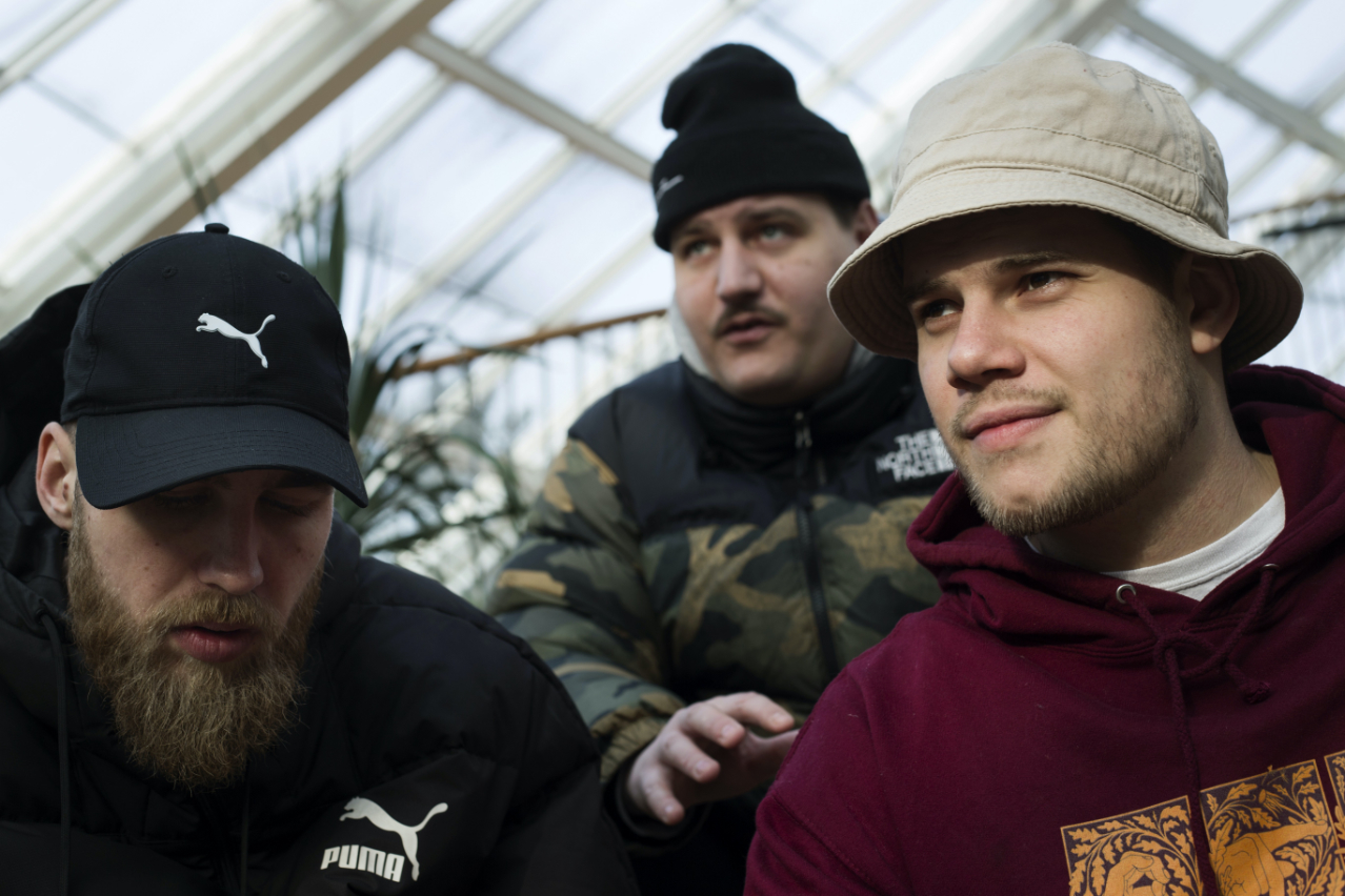 Bogfinkevej: Som forstenet